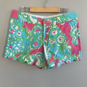 Lilly Pulitzer The Buttercup Short Scallop Hem A
Delicacy Floral Women's Size 4